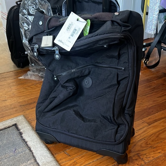 Kipling Darcey Small Carry-On Rolling Luggage Black - NWT - Picture 8 of 11